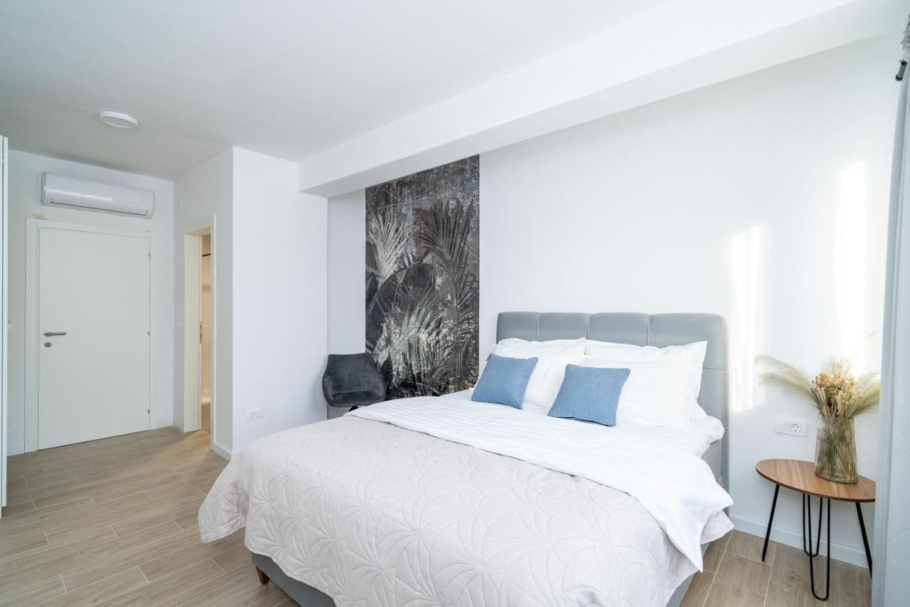 Olive Family House Apartment Mlini